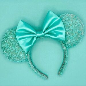 Aqua Velvet Sequin Mouse Ears